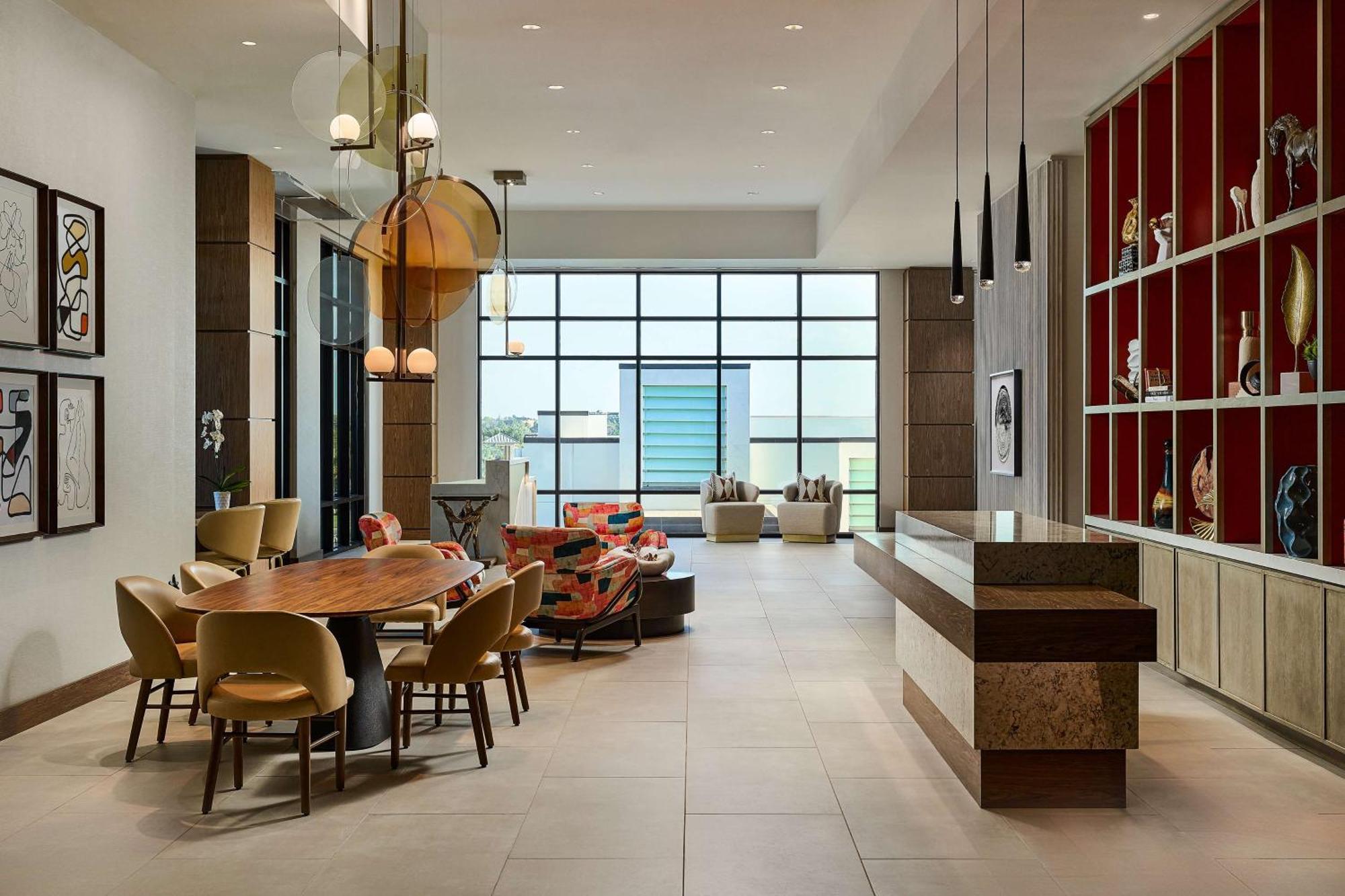 Lively Hotel On Oak Oklahoma City, Tapestry By Hilton Экстерьер фото
